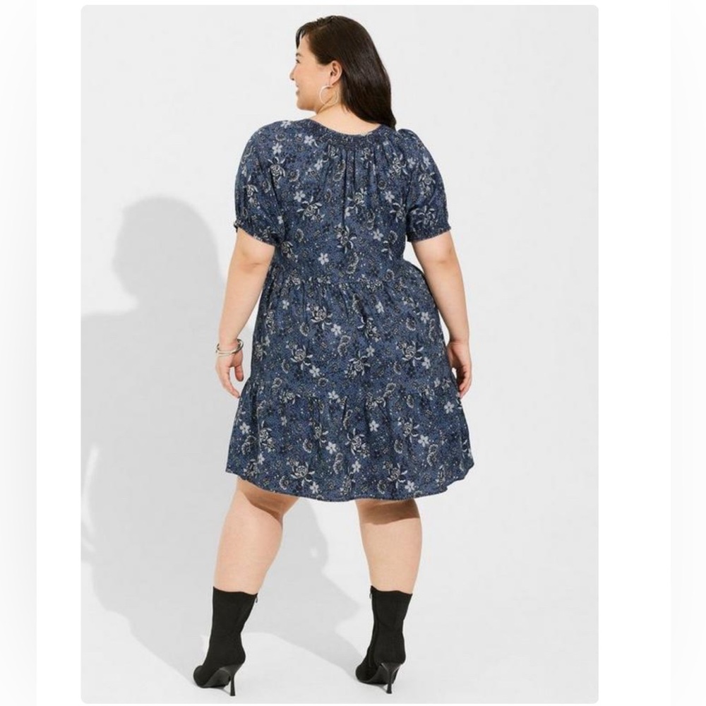 Torrid Chambray Puff Sleeve Smocked Dress - Picture 4 of 14
